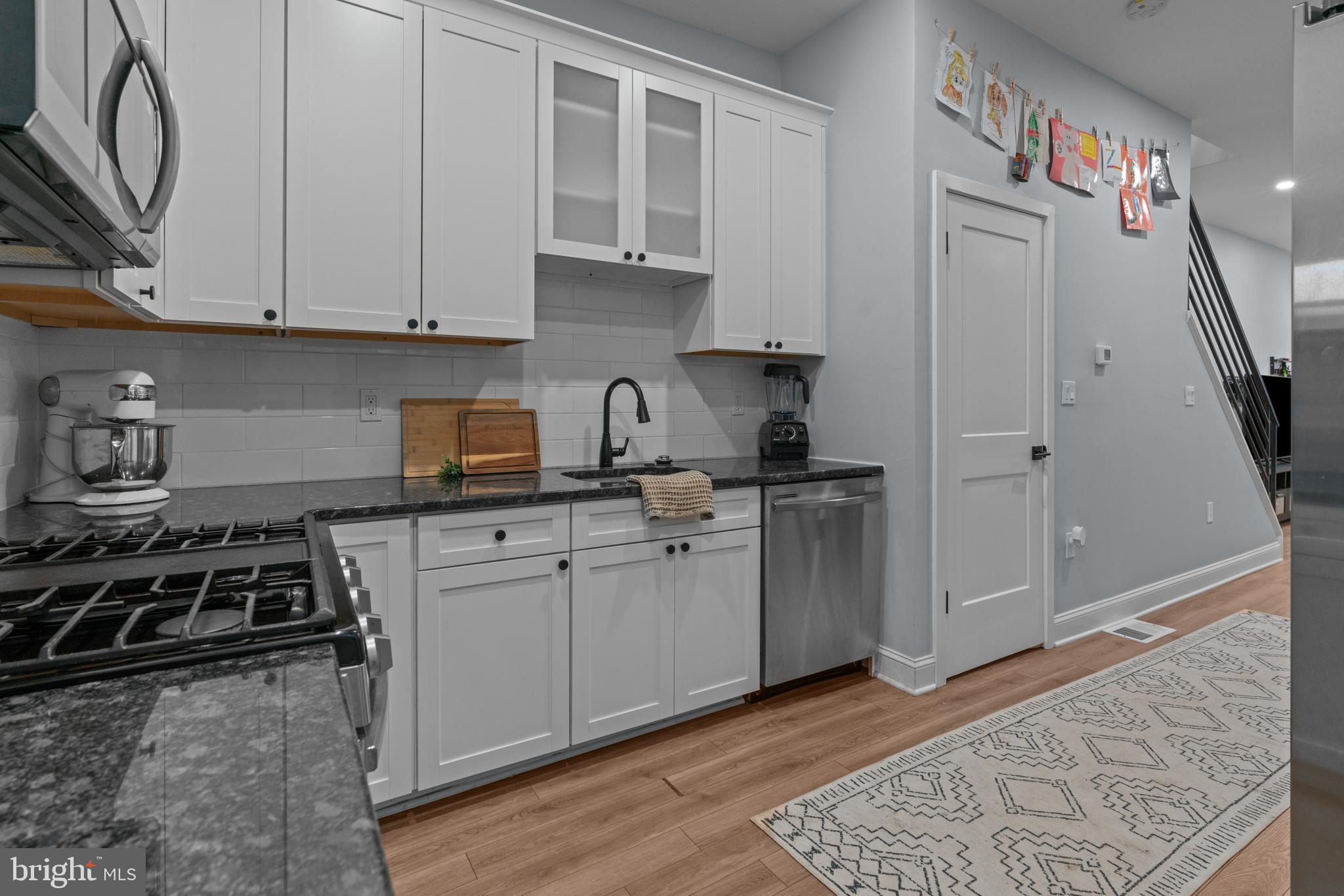 GRAYS FERRY - Residential