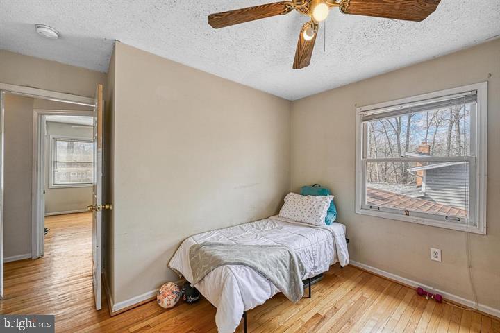 LAKE OF THE WOODS - Residential Lease