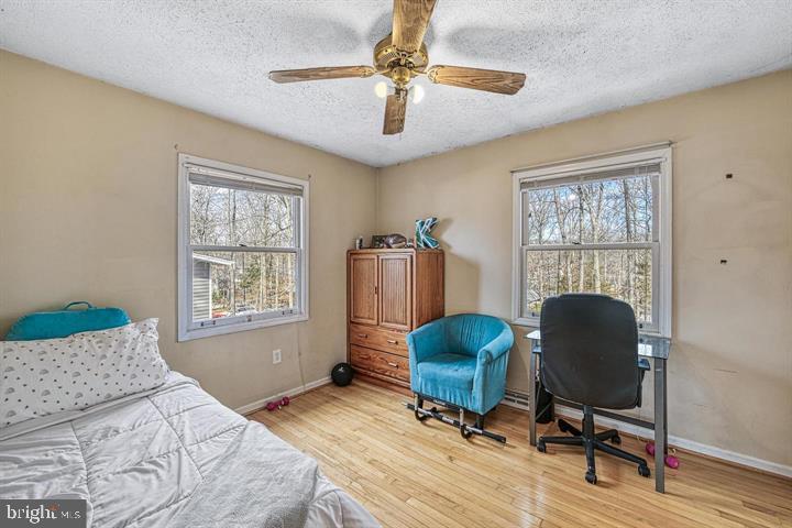 LAKE OF THE WOODS - Residential Lease