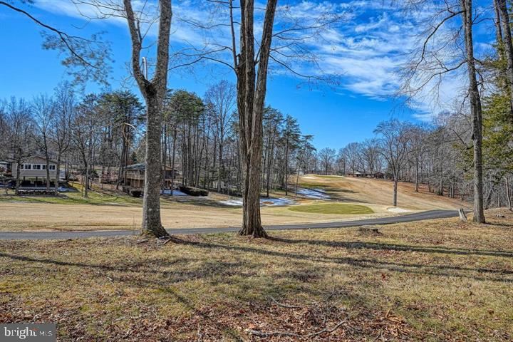 LAKE OF THE WOODS - Residential Lease