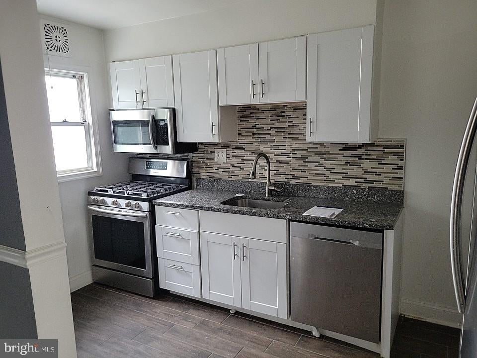 833 ARNCLIFFE RD