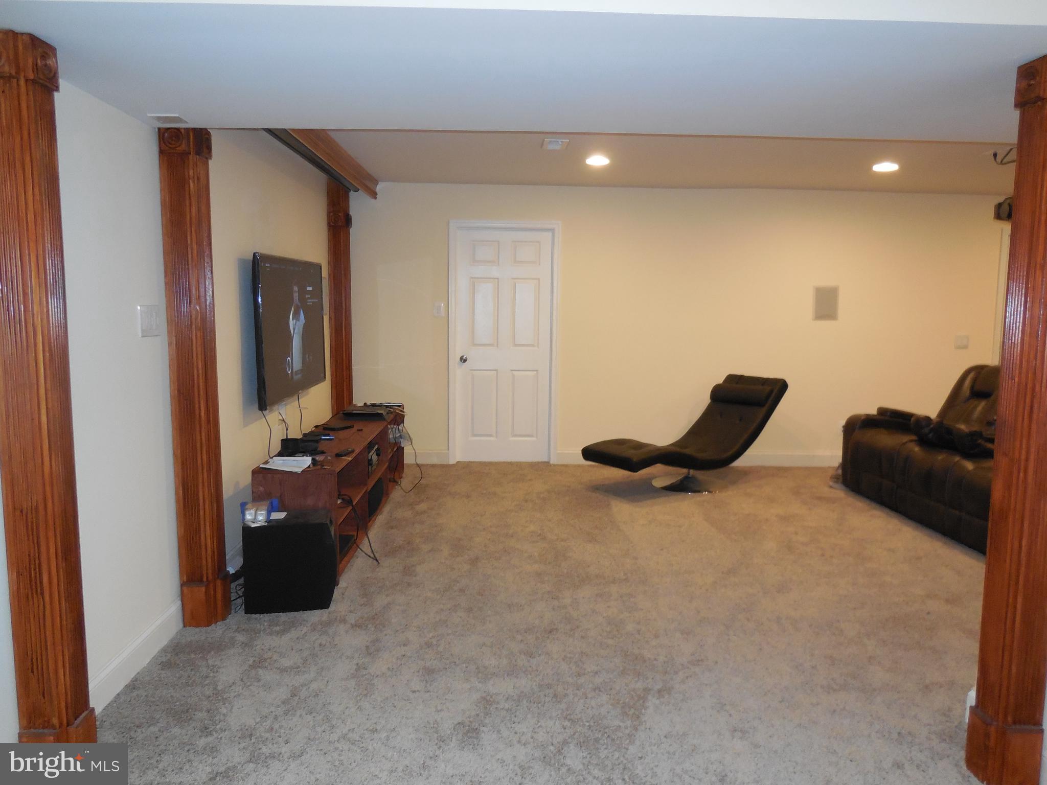 PORT POTOMAC - Residential