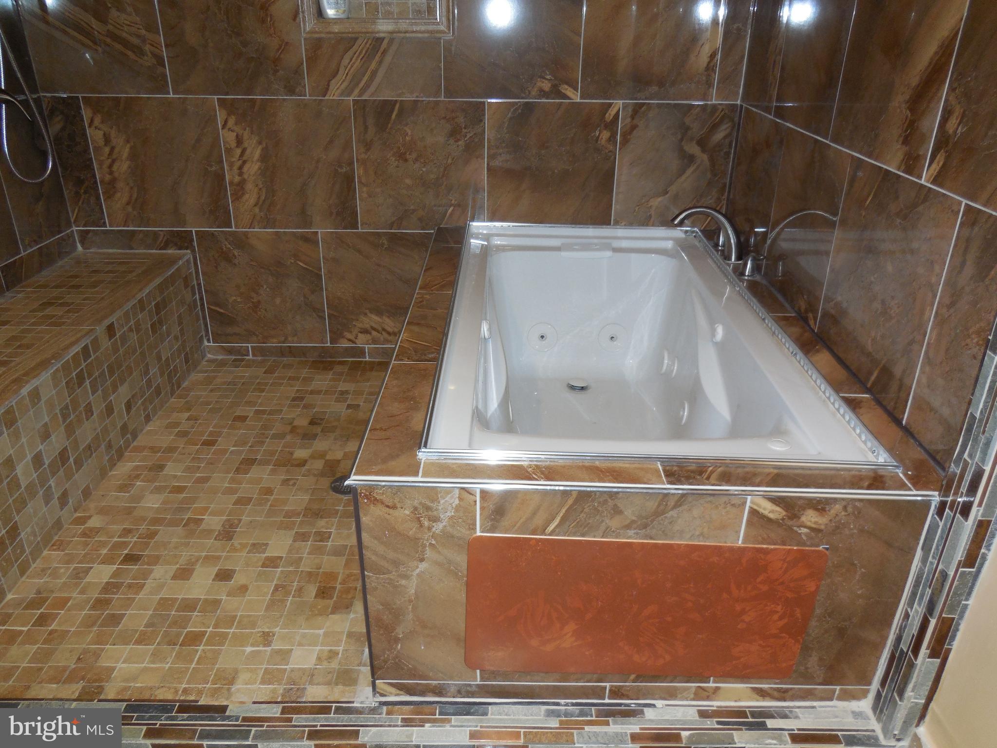 PORT POTOMAC - Residential