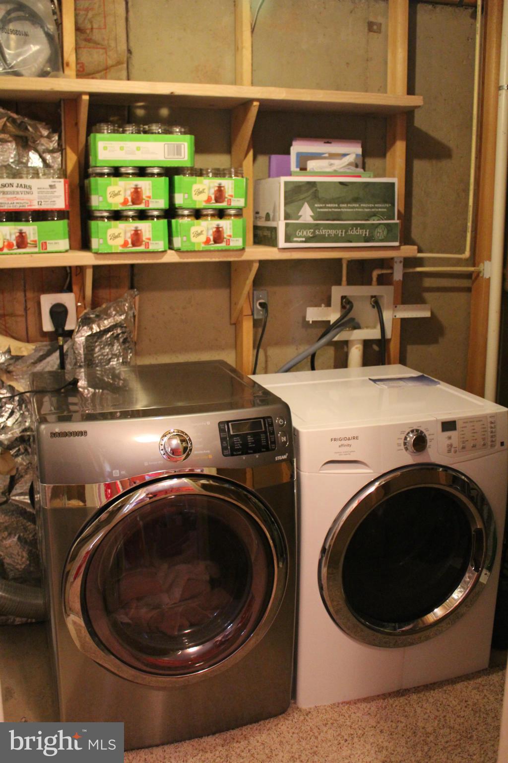 WOODBRIDGE COMMONS - Residential Lease