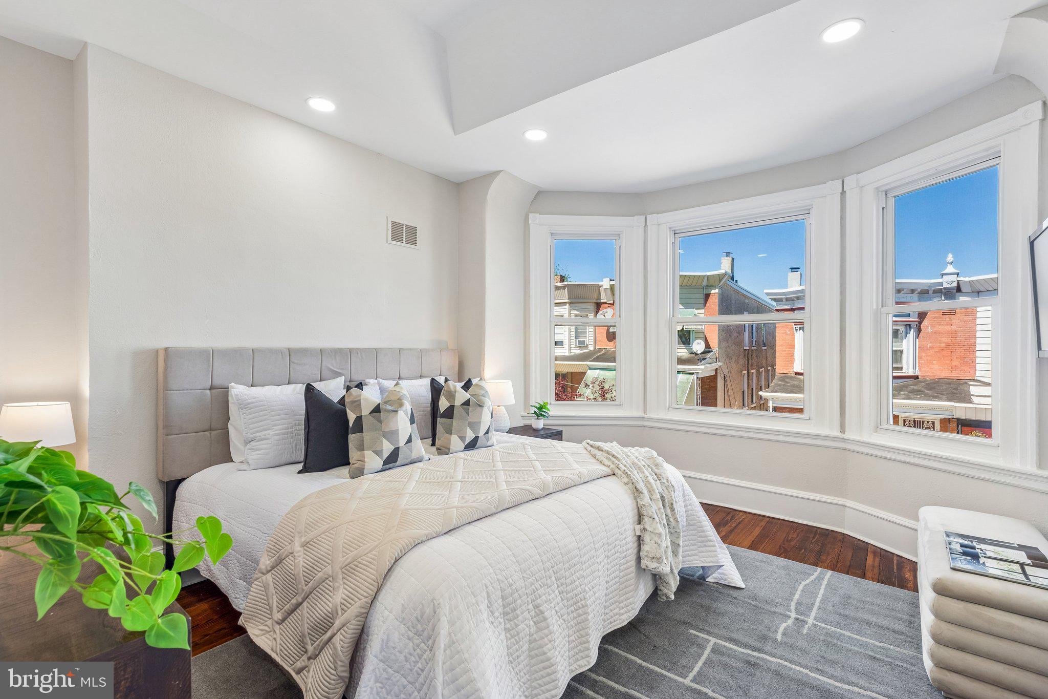 GERMANTOWN - Residential