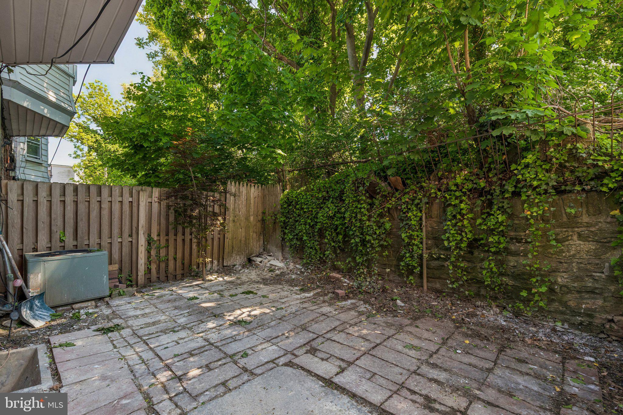 GERMANTOWN - Residential