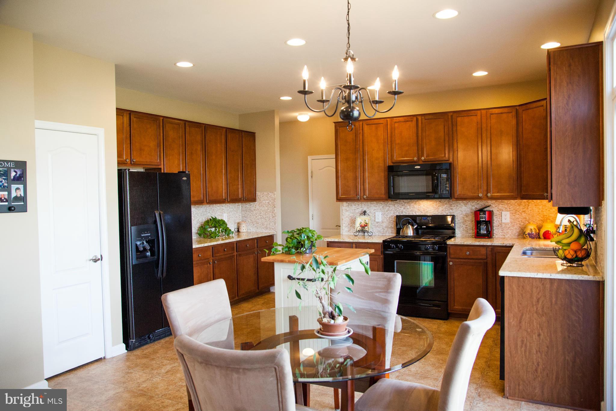 STAFFORD LAKES VILLAGE - Residential