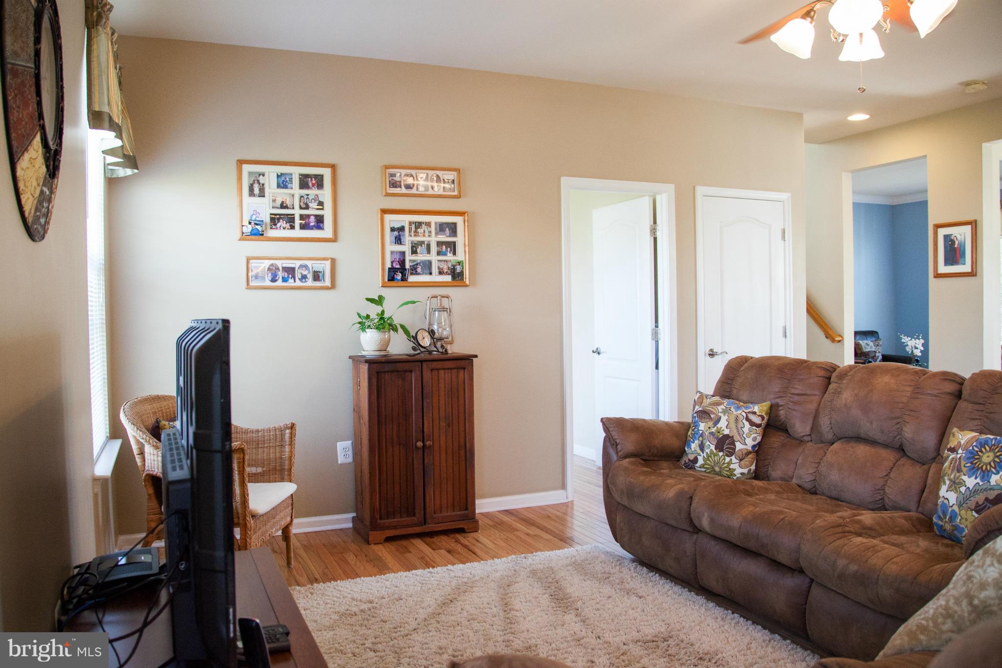 STAFFORD LAKES VILLAGE - Residential