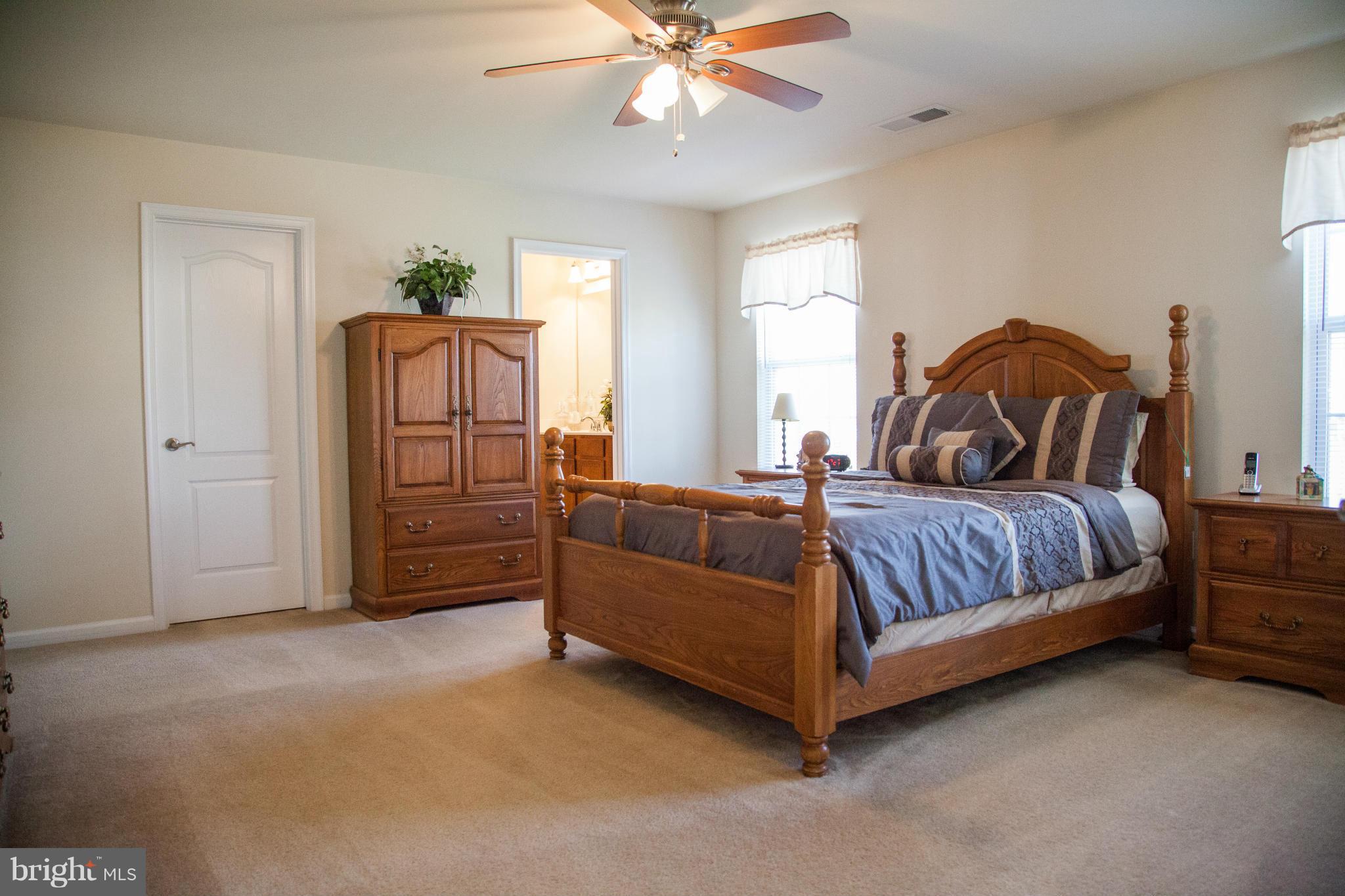 STAFFORD LAKES VILLAGE - Residential