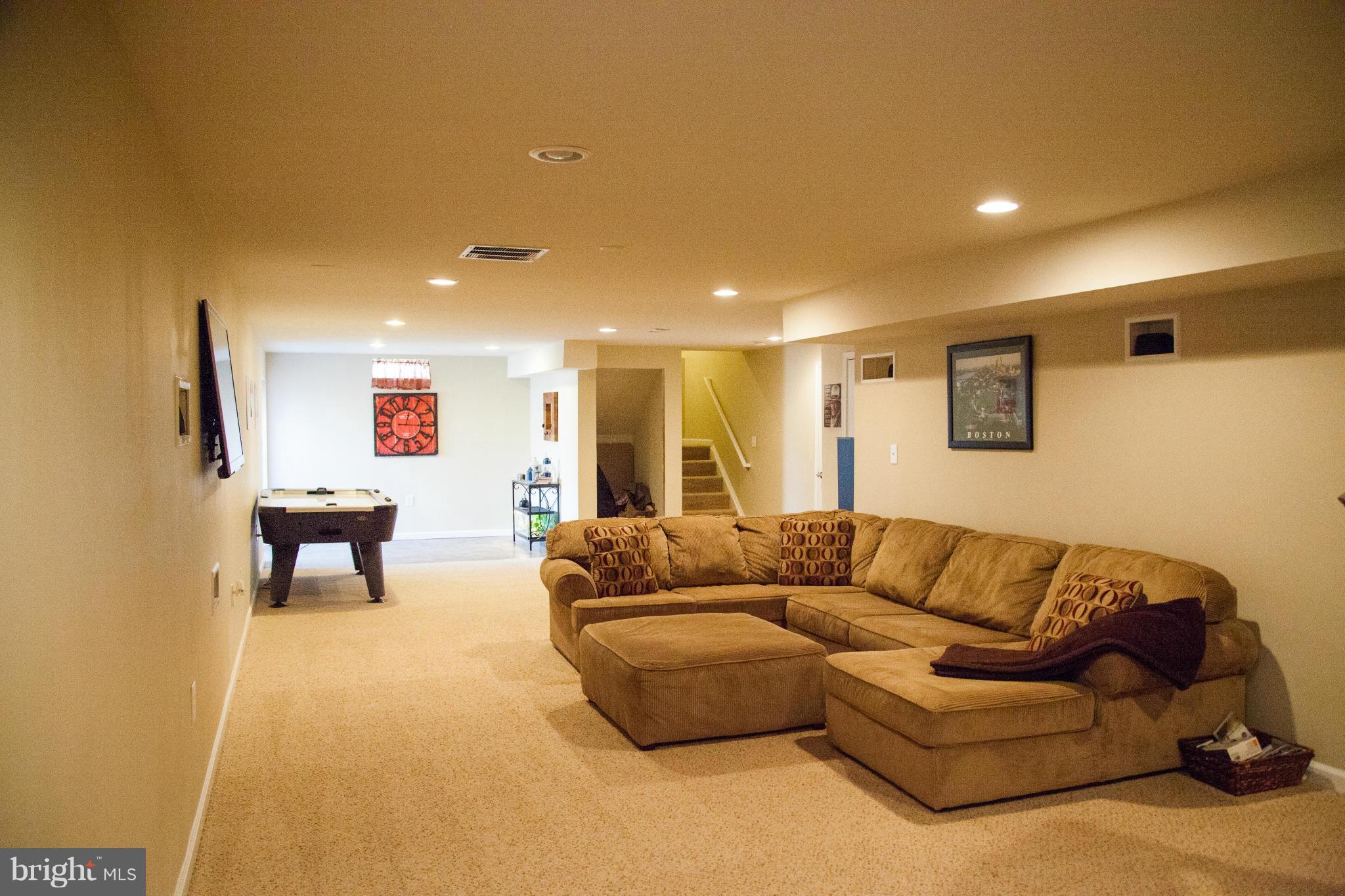 STAFFORD LAKES VILLAGE - Residential