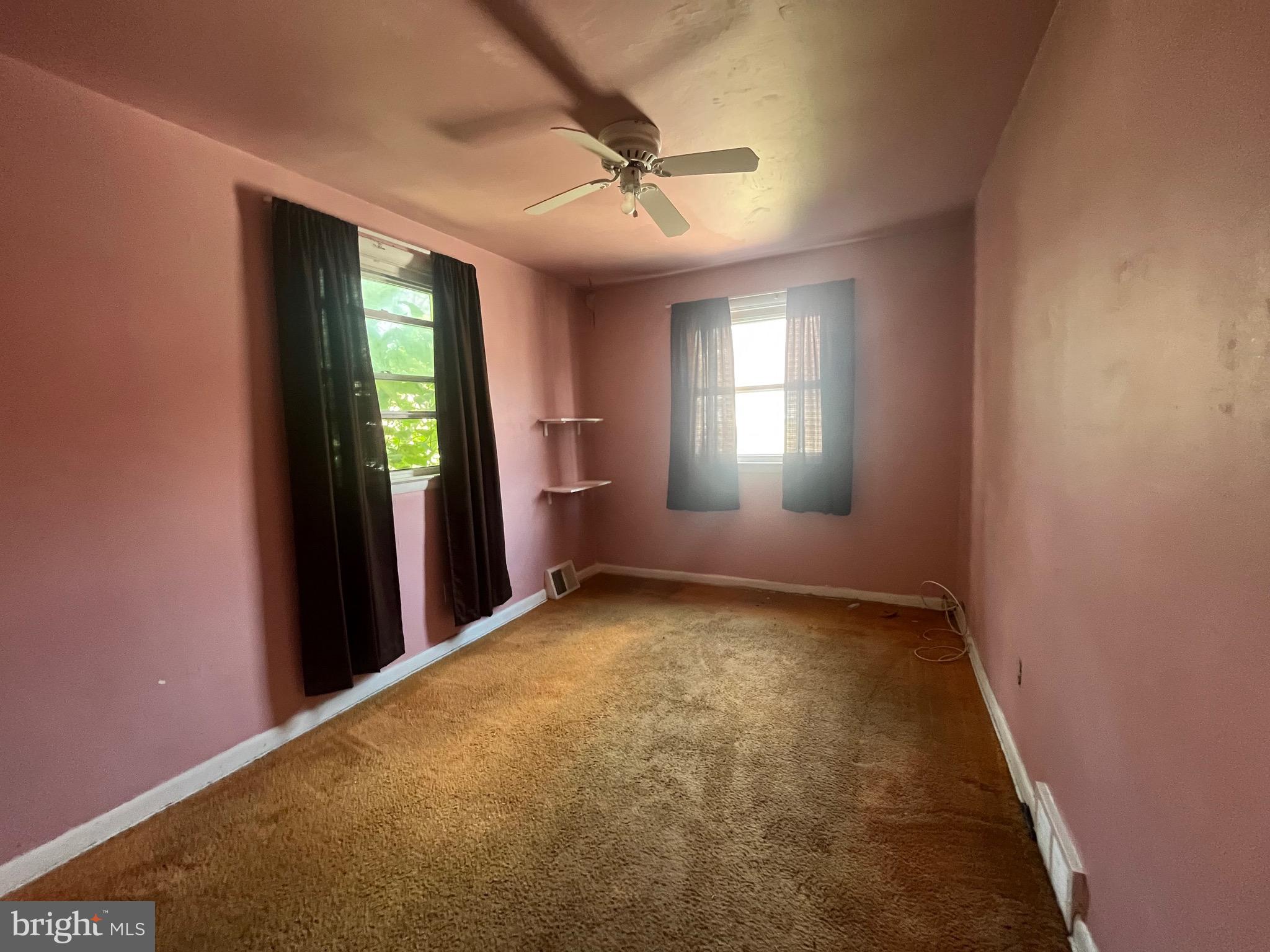3725 MIMI CIRCLE