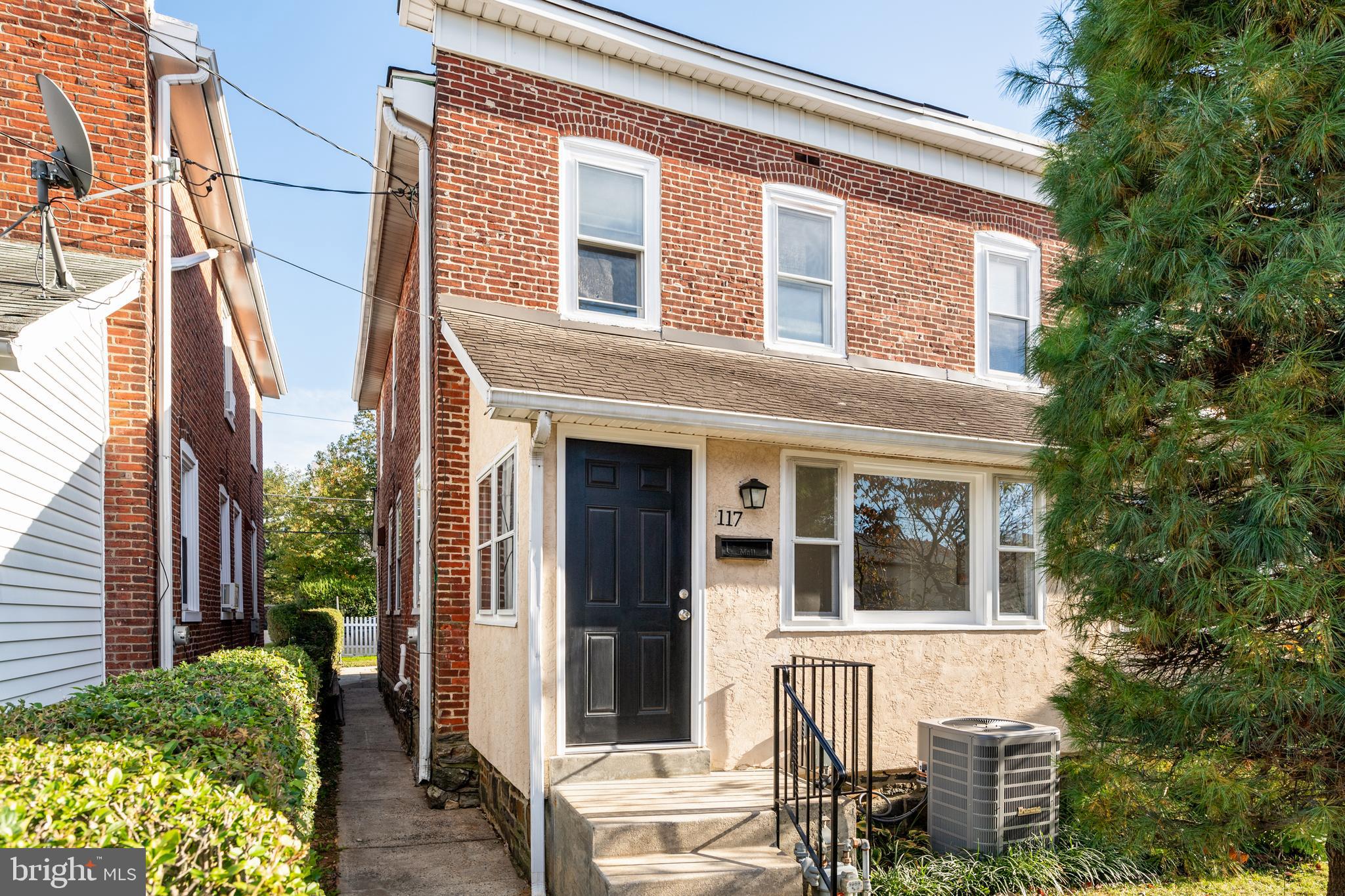 GARRETT HILL - Residential