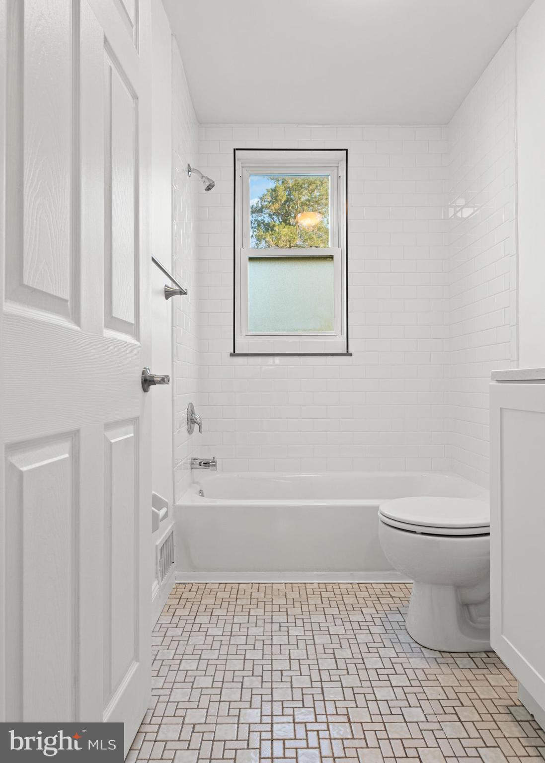 GARRETT HILL - Residential