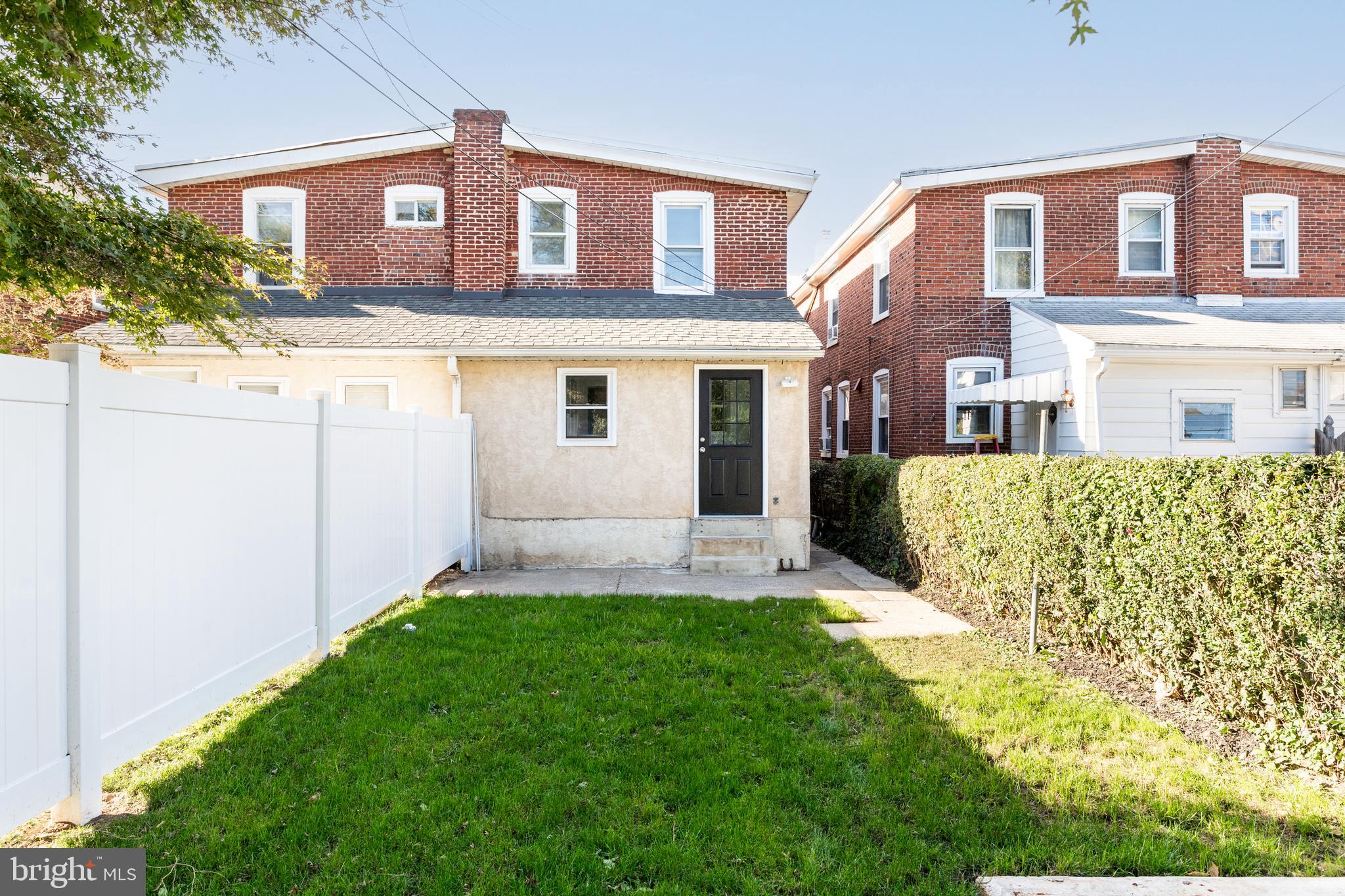 GARRETT HILL - Residential