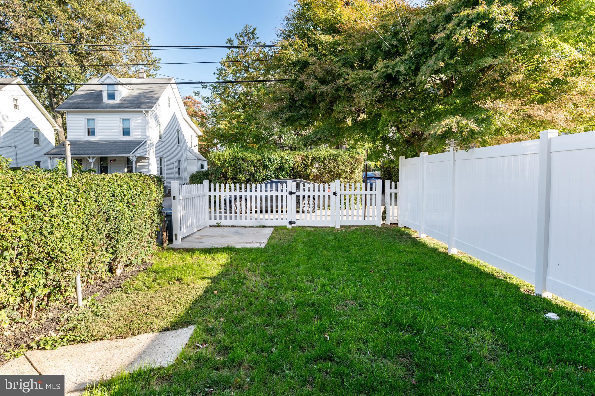 GARRETT HILL - Residential