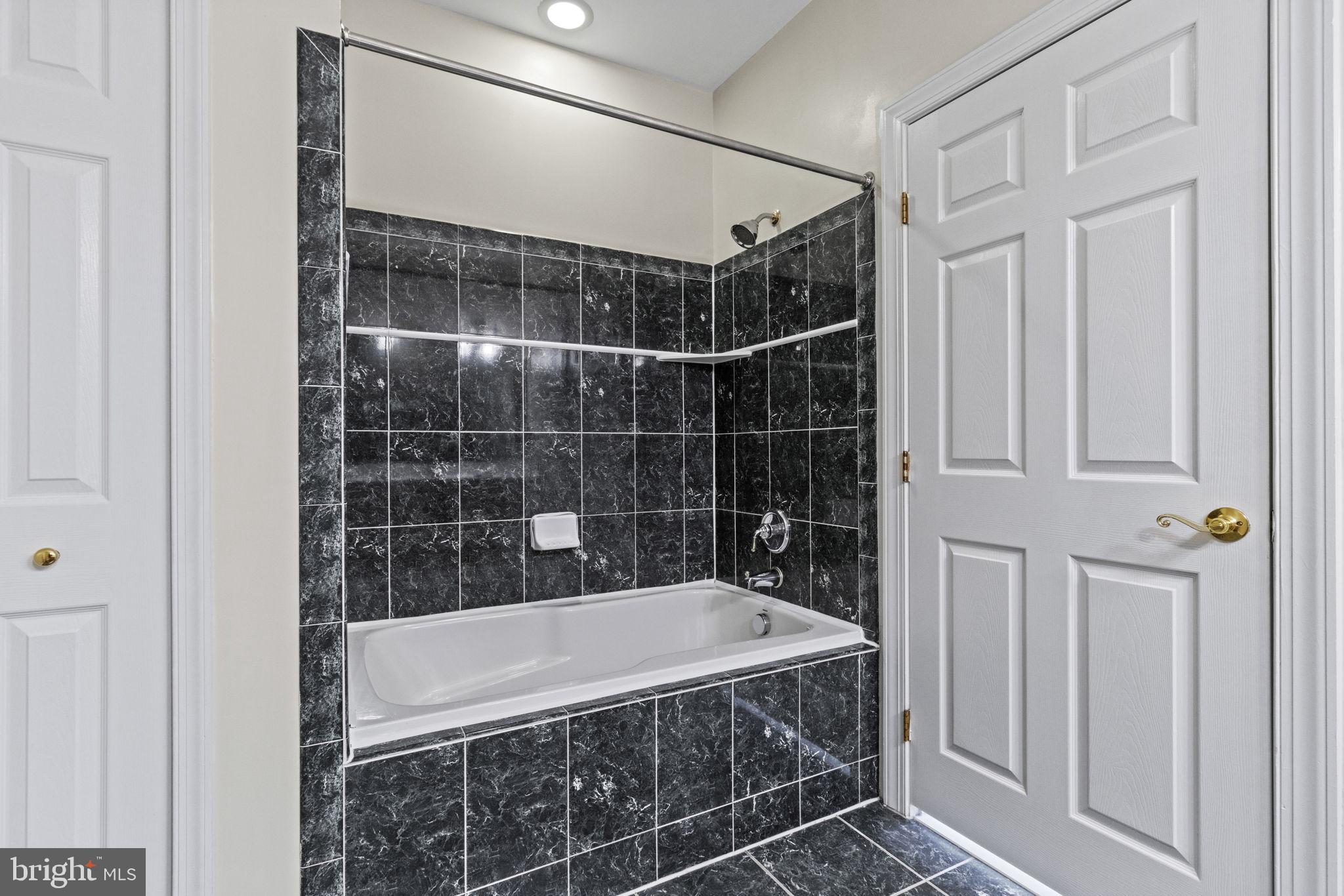 WESTCHESTER PARK II - Residential