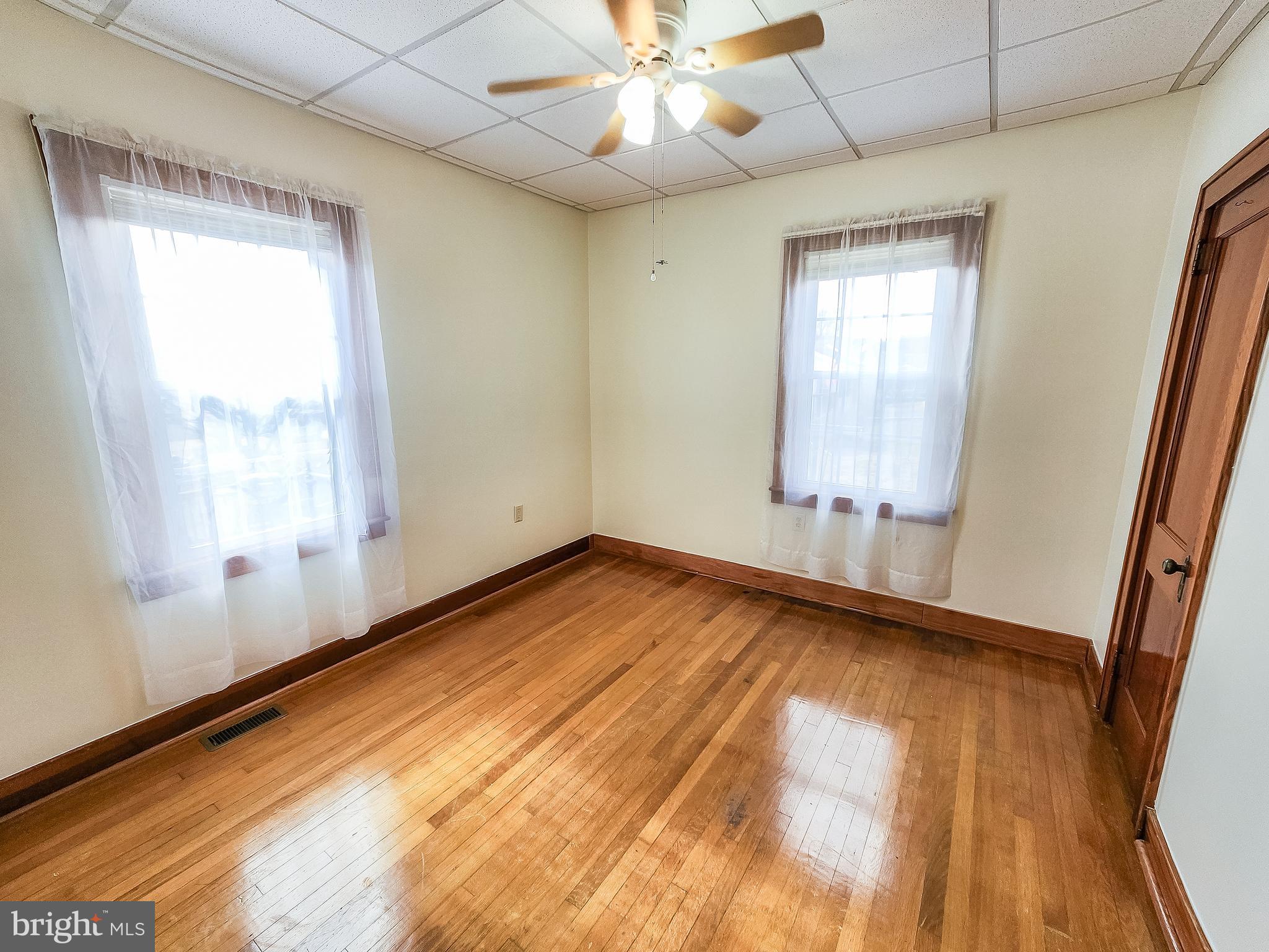 SOUTH END - Residential