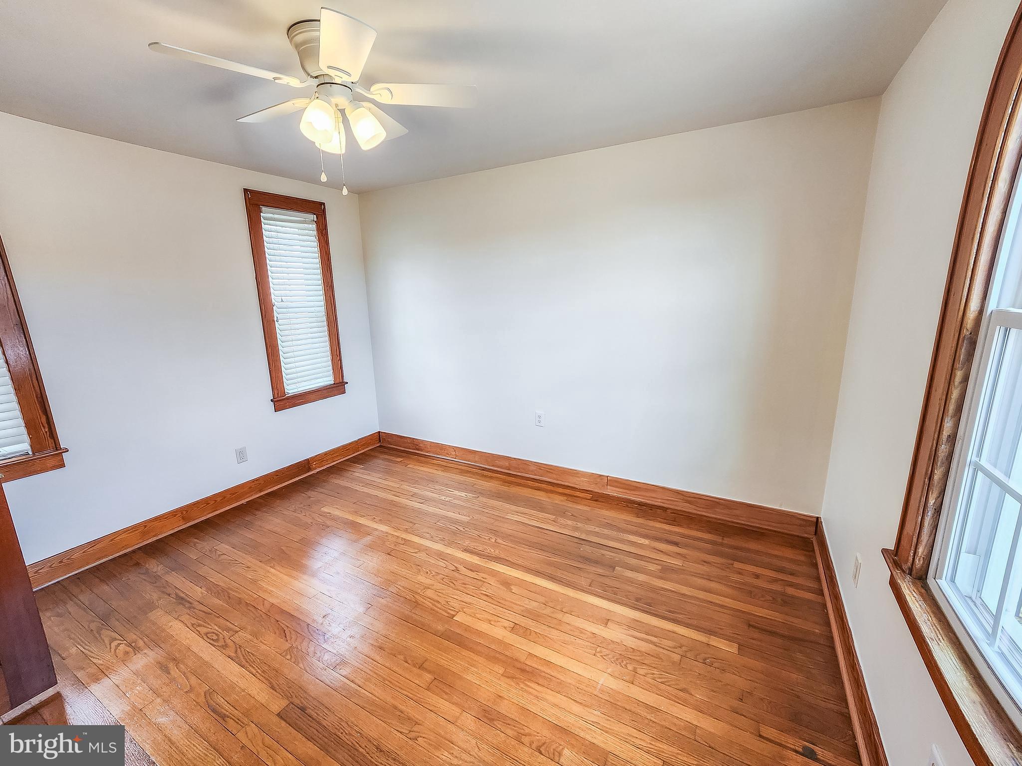 SOUTH END - Residential