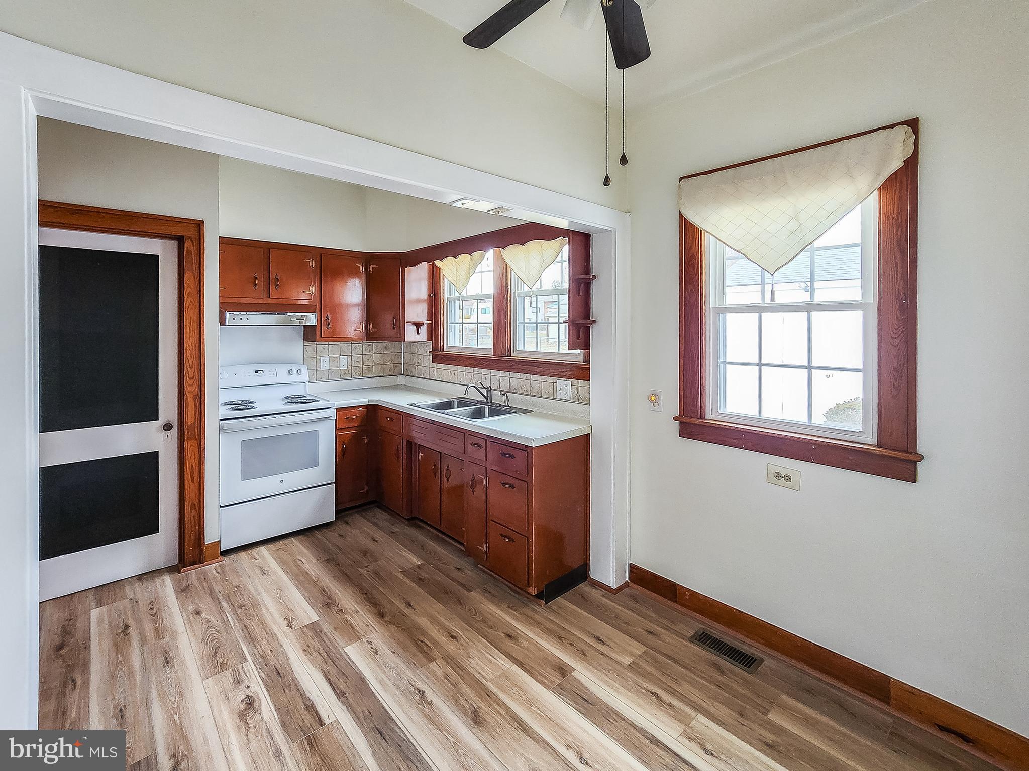 SOUTH END - Residential