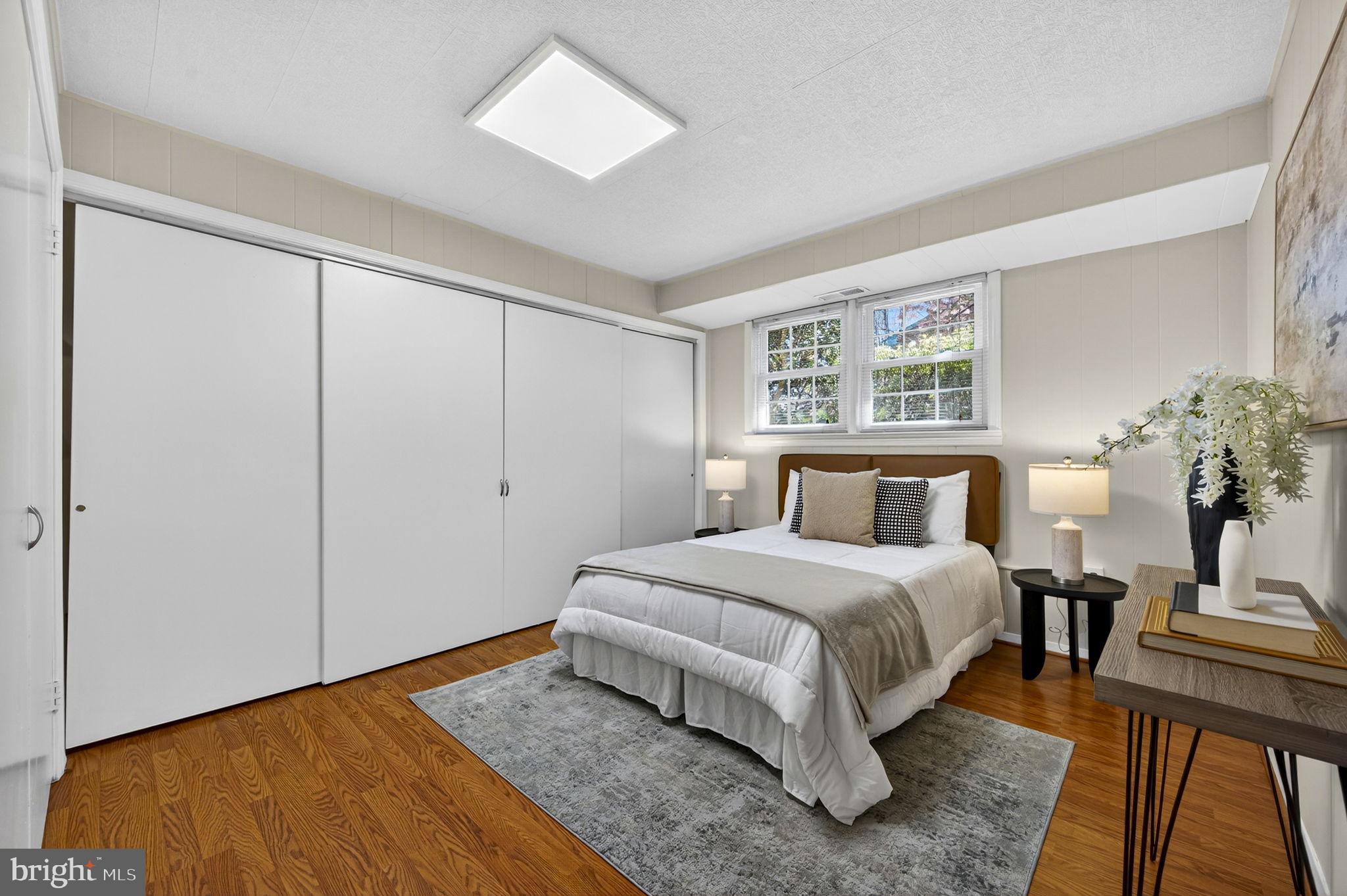 WESTMORELAND SQUARE - Residential