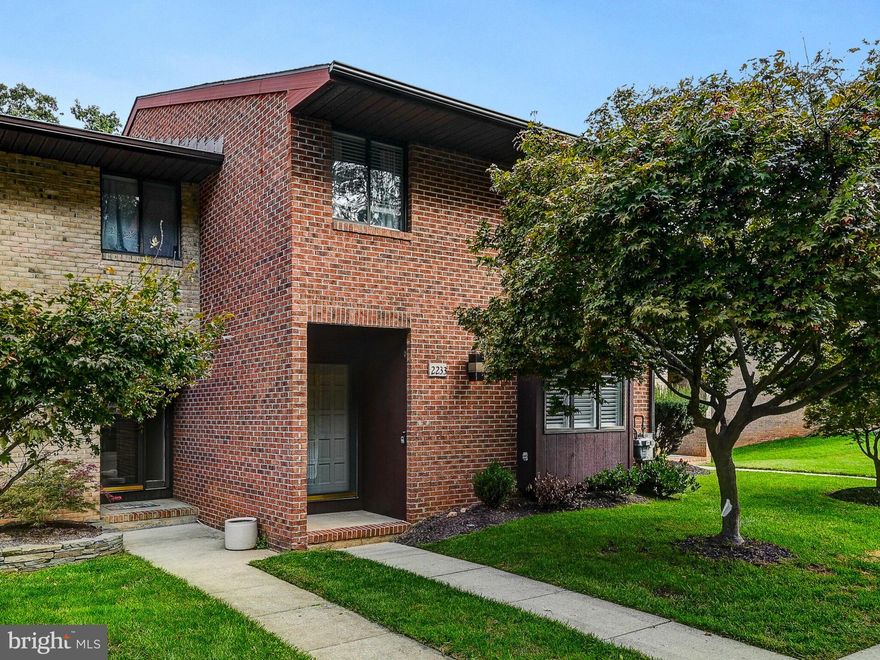 This lovely 3 bedroom 2 full and 2 half bath home has it all!  All three bedrooms are spacious and there is an oversized skylight offering natural light at the upstairs landing.  Then bright white front kitchen features plantation shutters on its large windows,  stainless appliances and LVP flooring throughout Kitchen, first floor Living Room and Dining Room.   The finished walk out lower level is spacious and boasts new carpet, a powder room and opens to a fenced private back yard with lush trees and wildlife.  There is tons of storage for your seasonal items and room for DIY projects at home.  The home has two reserved parking as well as guest parking. There is Privacy, Comfort and Easy Living in a wonderful and convient community.