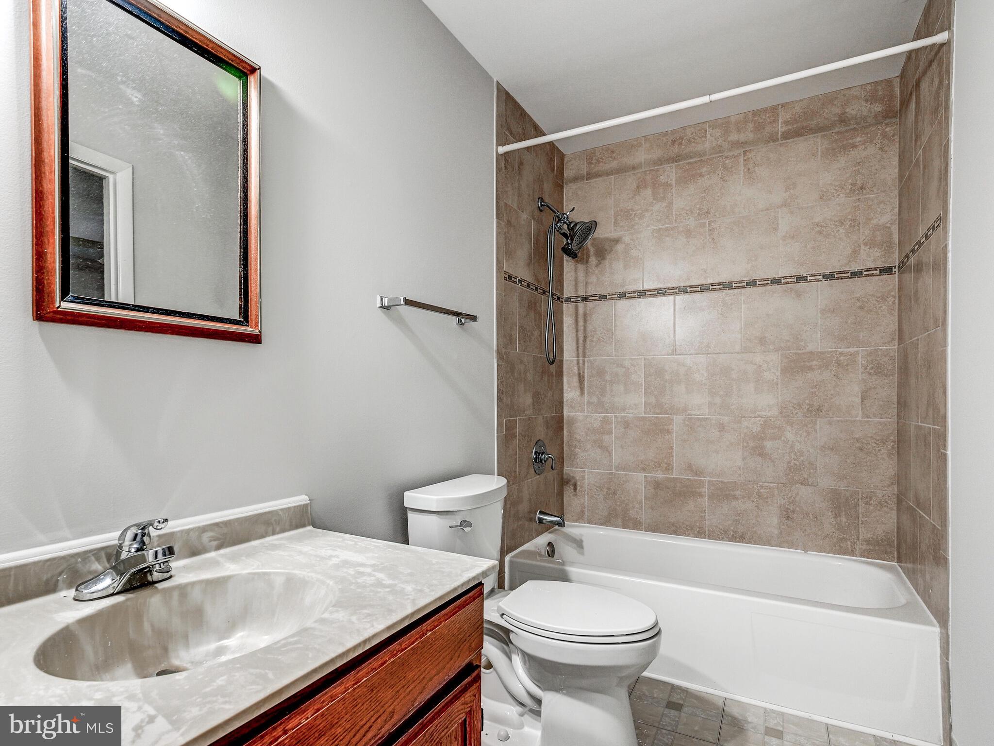 VALLEYWOOD AT FIVE FARMS - Residential Lease