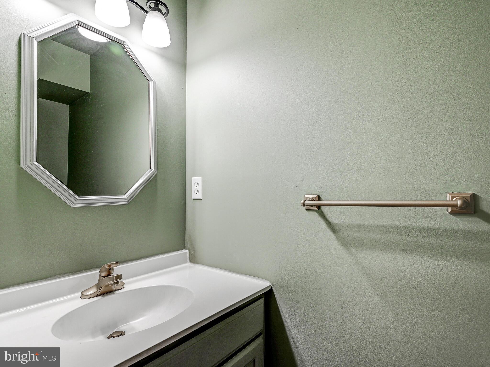 VALLEYWOOD AT FIVE FARMS - Residential Lease