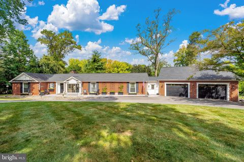 506 DOGWOOD LANE CONSHOHOCKEN PA 19428