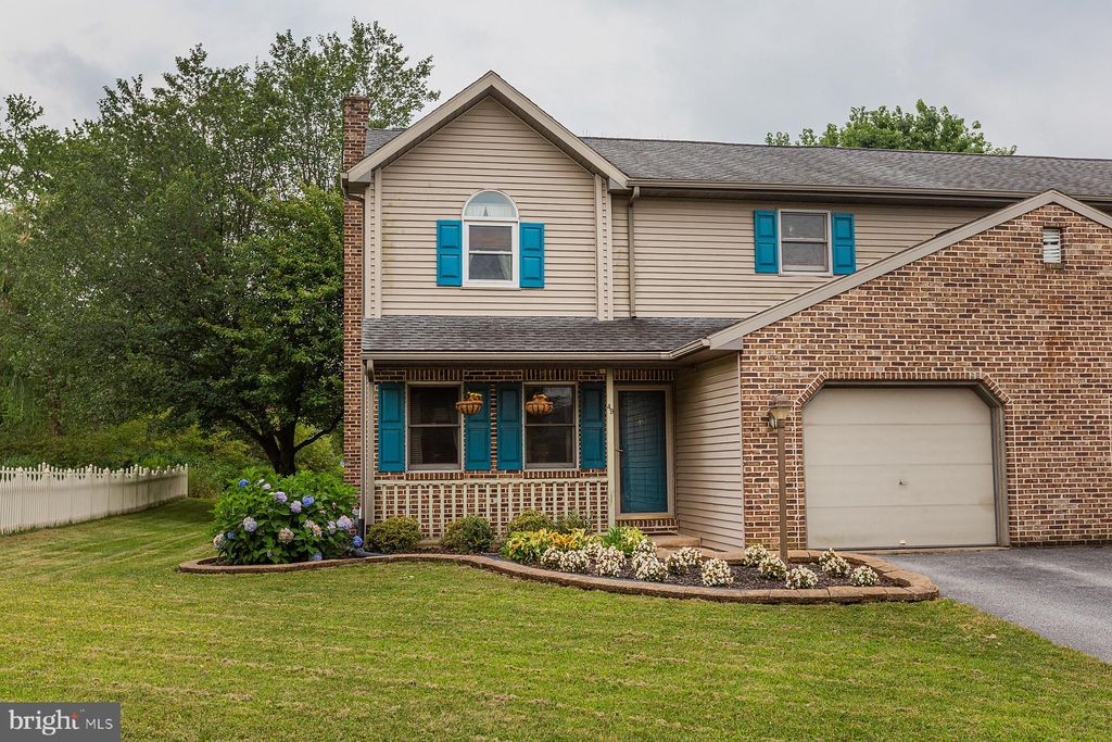 Photo of 49 Red Stone Circle, Reinholds, PA 17569 (MLS # PALA2050364)