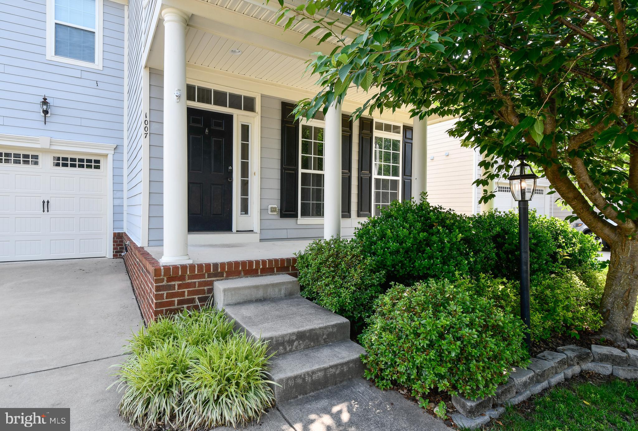 1007 WRIGHT COURT