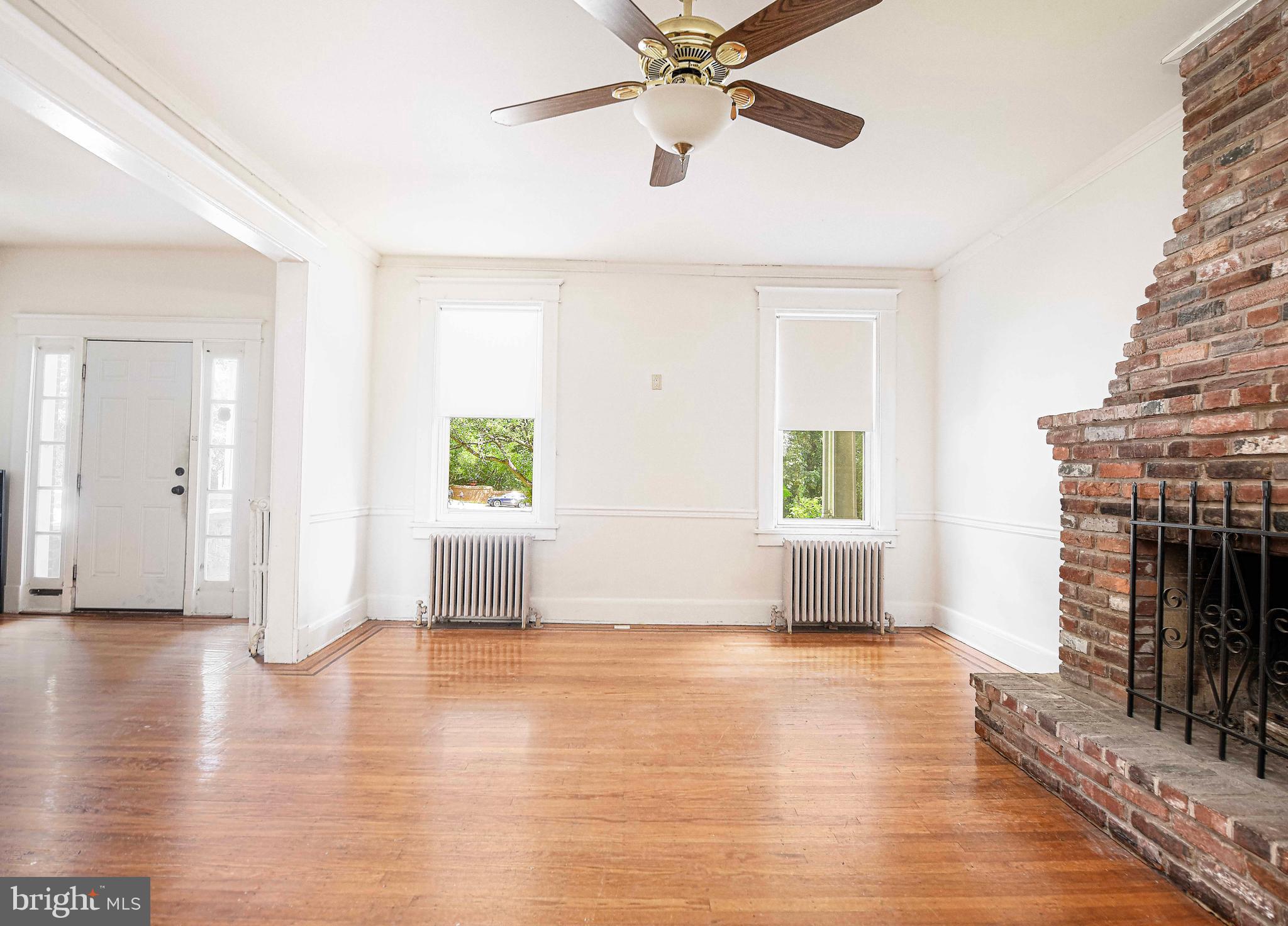 WYMAN PARK HAMPDEN - Residential