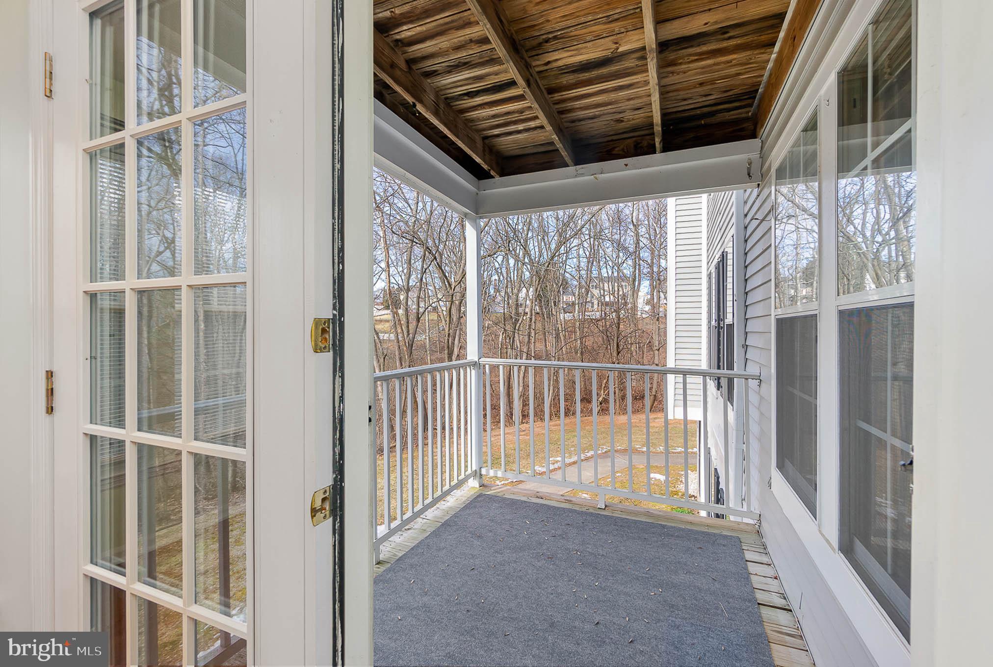 BRENTWOOD CONDO - Residential