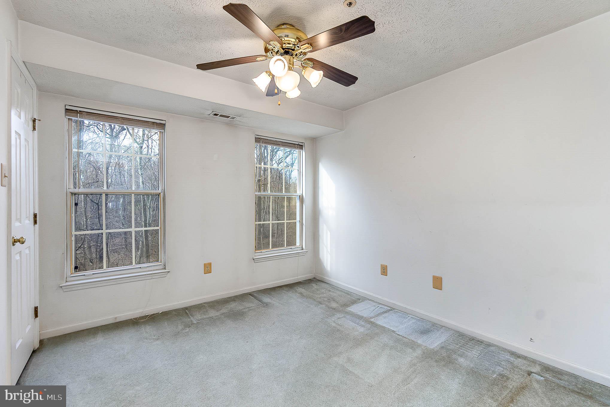 BRENTWOOD CONDO - Residential