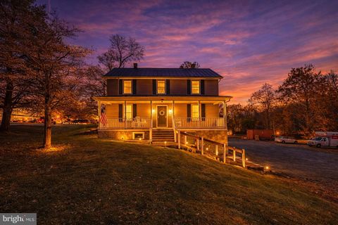 Photo of 819 James Madison Highway, WARRENTON, VA 20186 (MLS # VAFQ2021604)