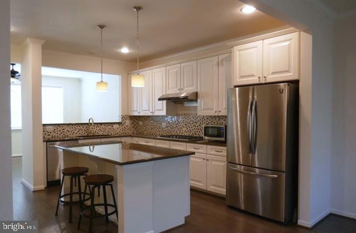 EASTGATE SQUARE - Residential Lease