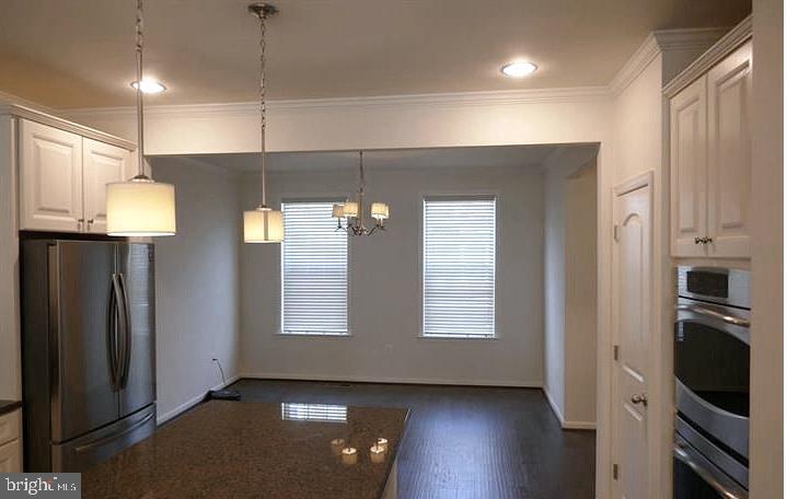 EASTGATE SQUARE - Residential Lease