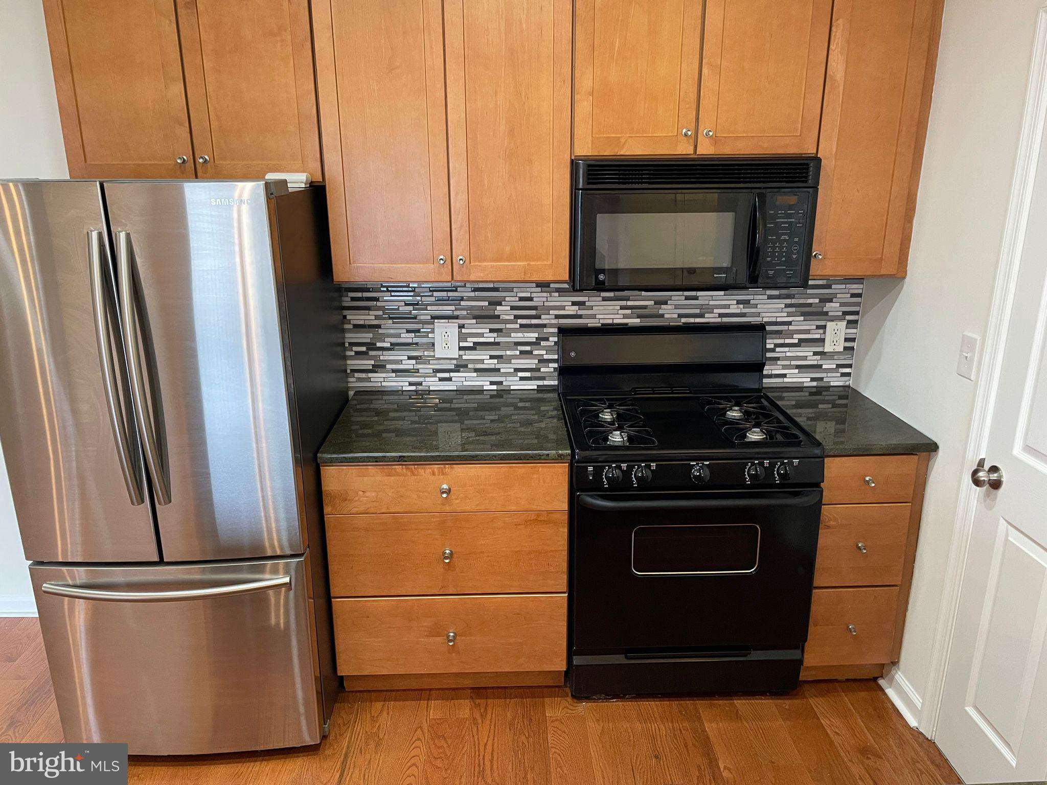 THE ASHMORE - Residential Lease