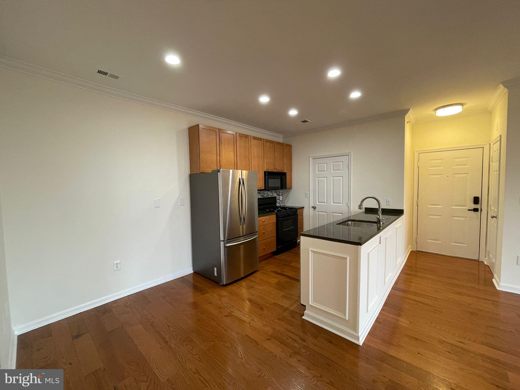 THE ASHMORE - Residential Lease