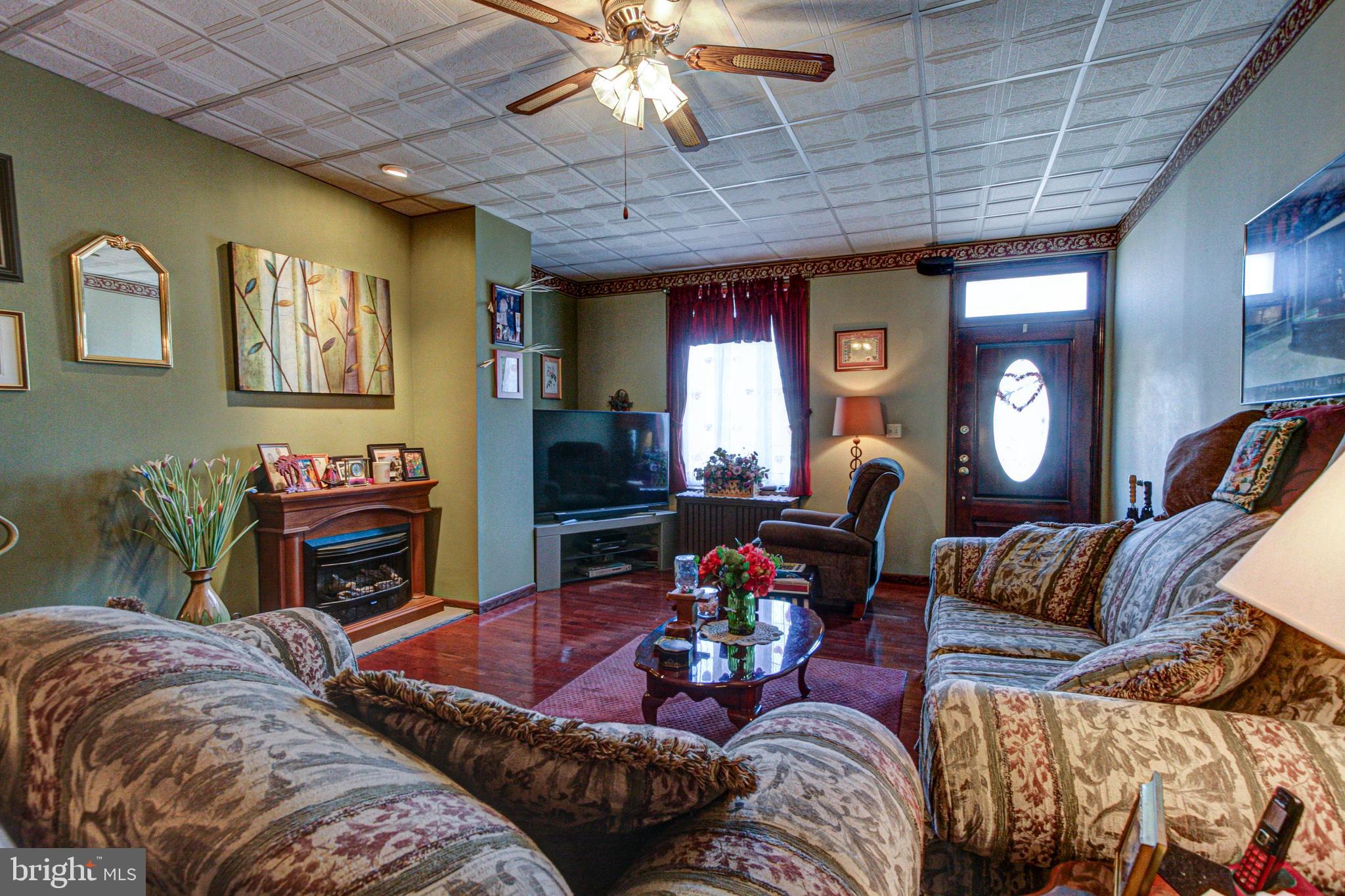 PORT RICHMOND - Residential