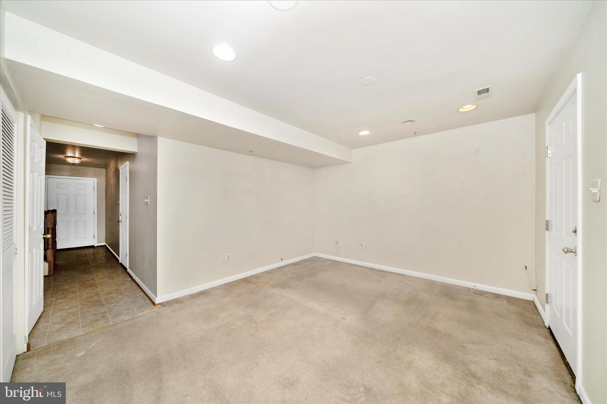 THE OAKS AT WATERS EDGE - Residential