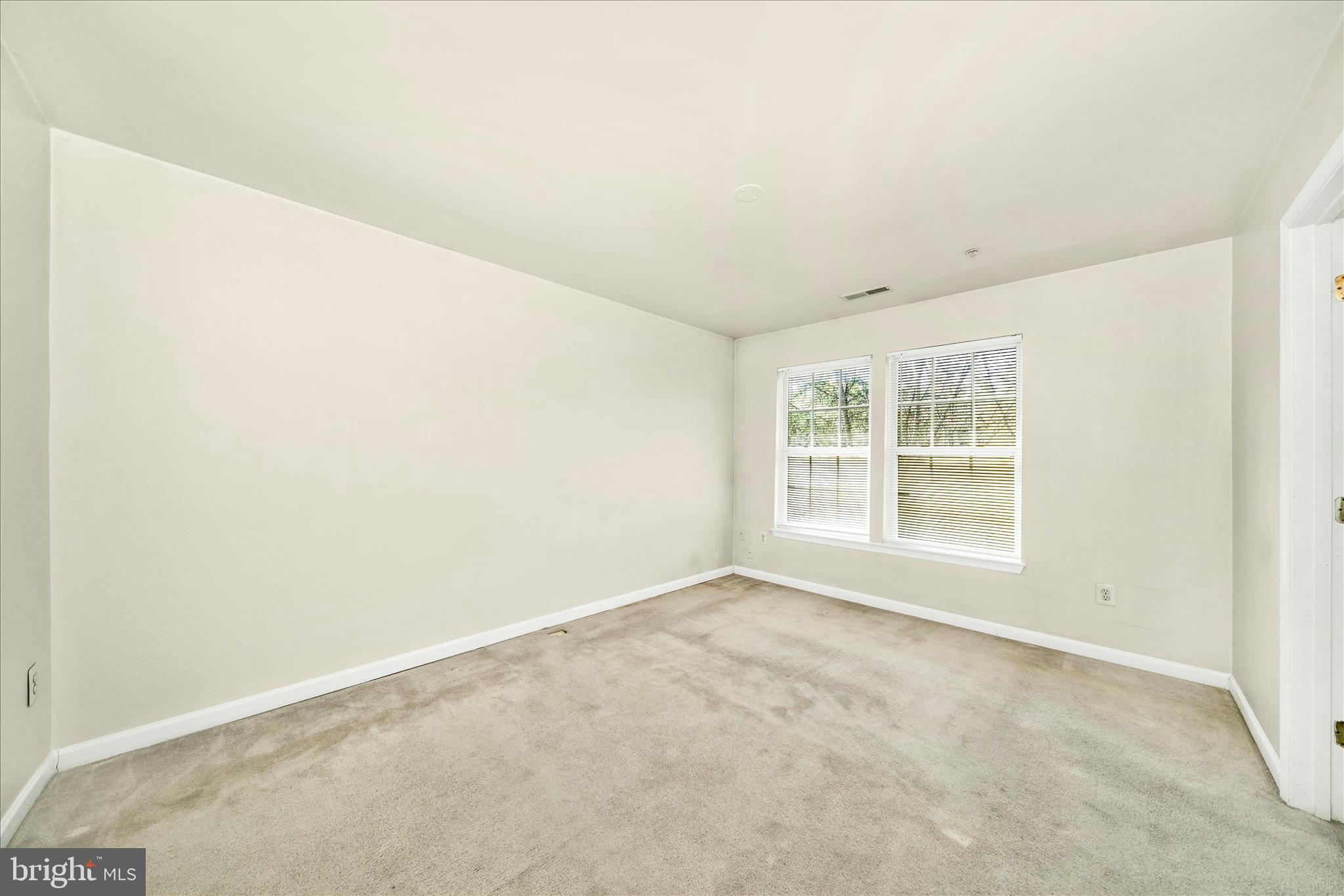 THE OAKS AT WATERS EDGE - Residential