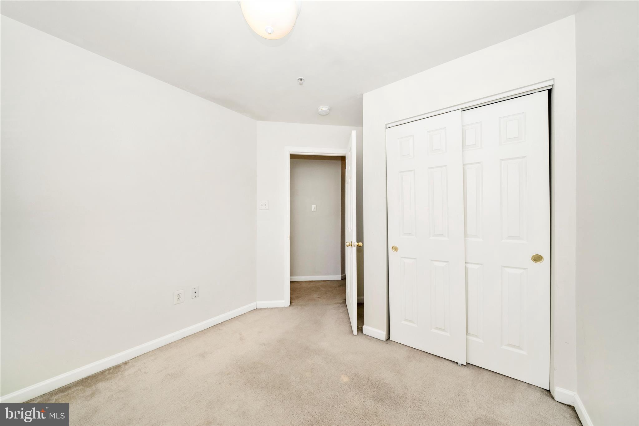 THE OAKS AT WATERS EDGE - Residential