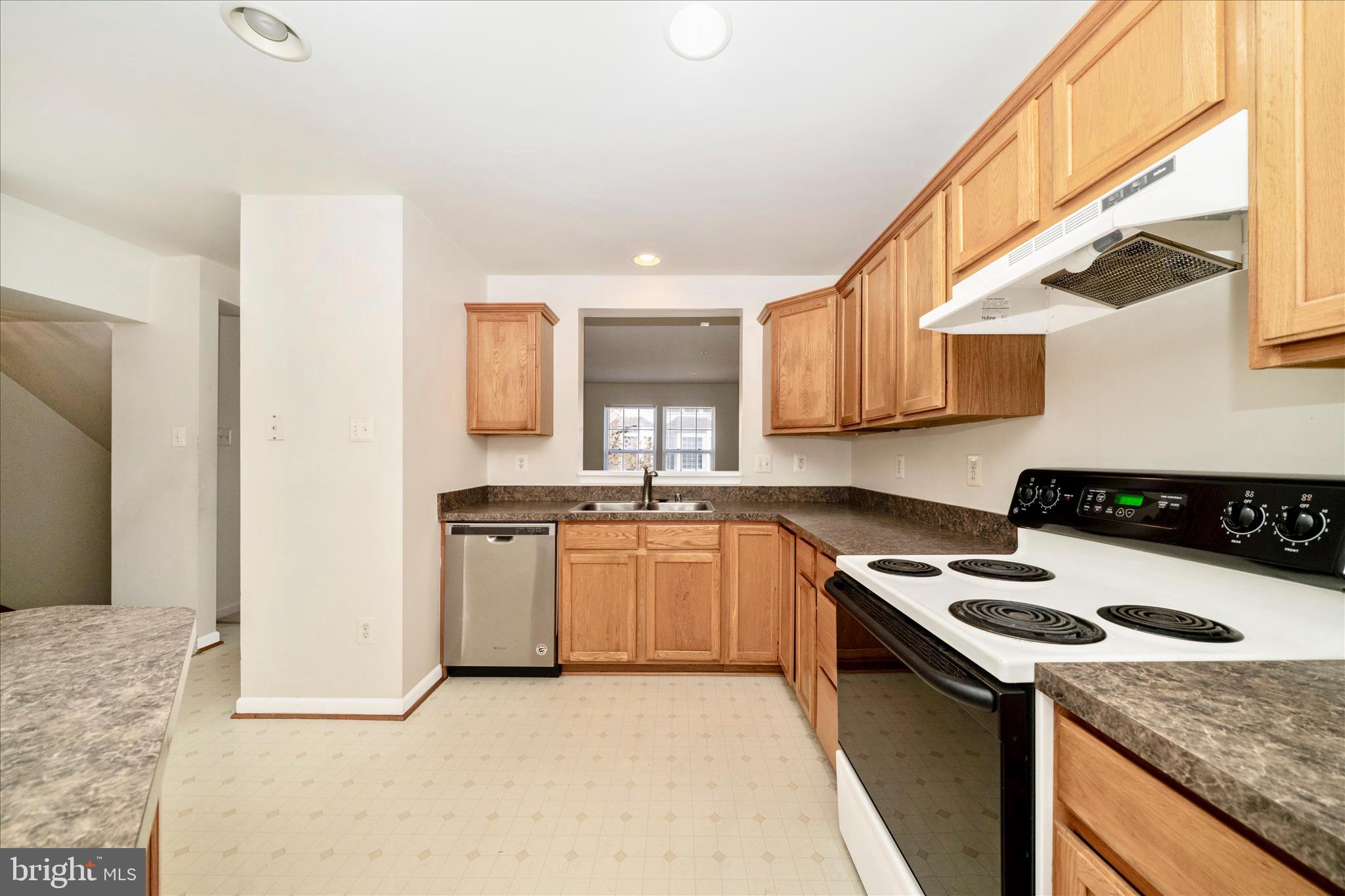 THE OAKS AT WATERS EDGE - Residential