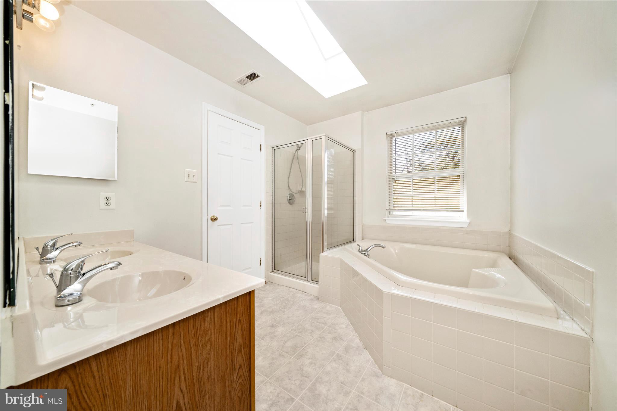 THE OAKS AT WATERS EDGE - Residential