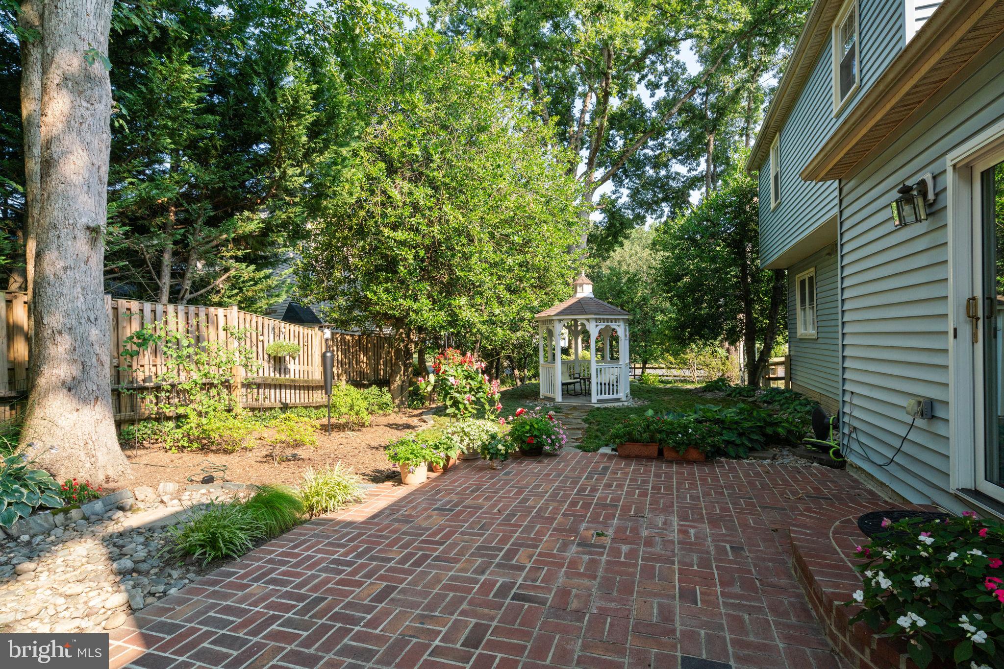 CHERRY RUN - Residential