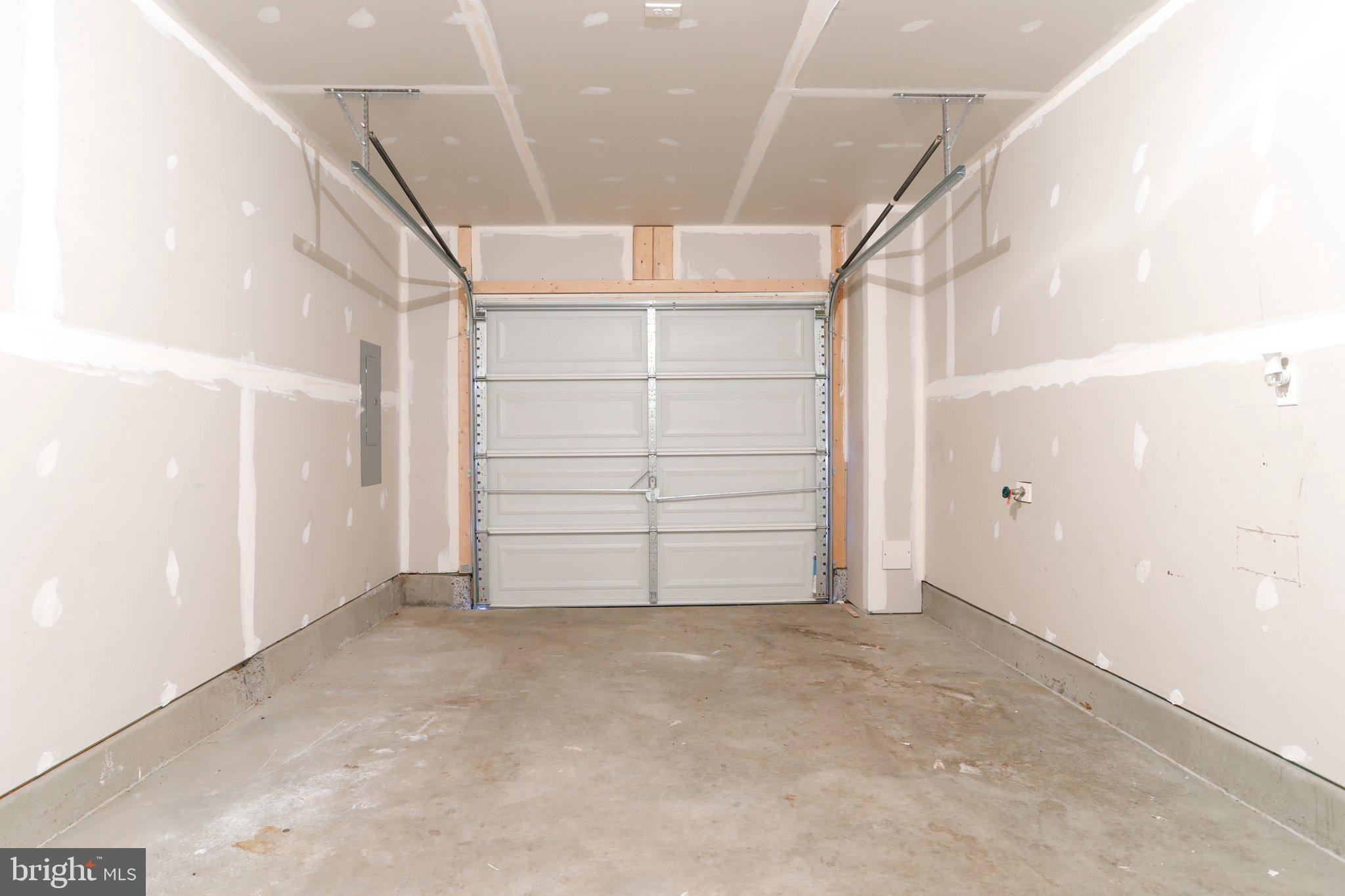 BERKELEY RIDGE - Residential Lease