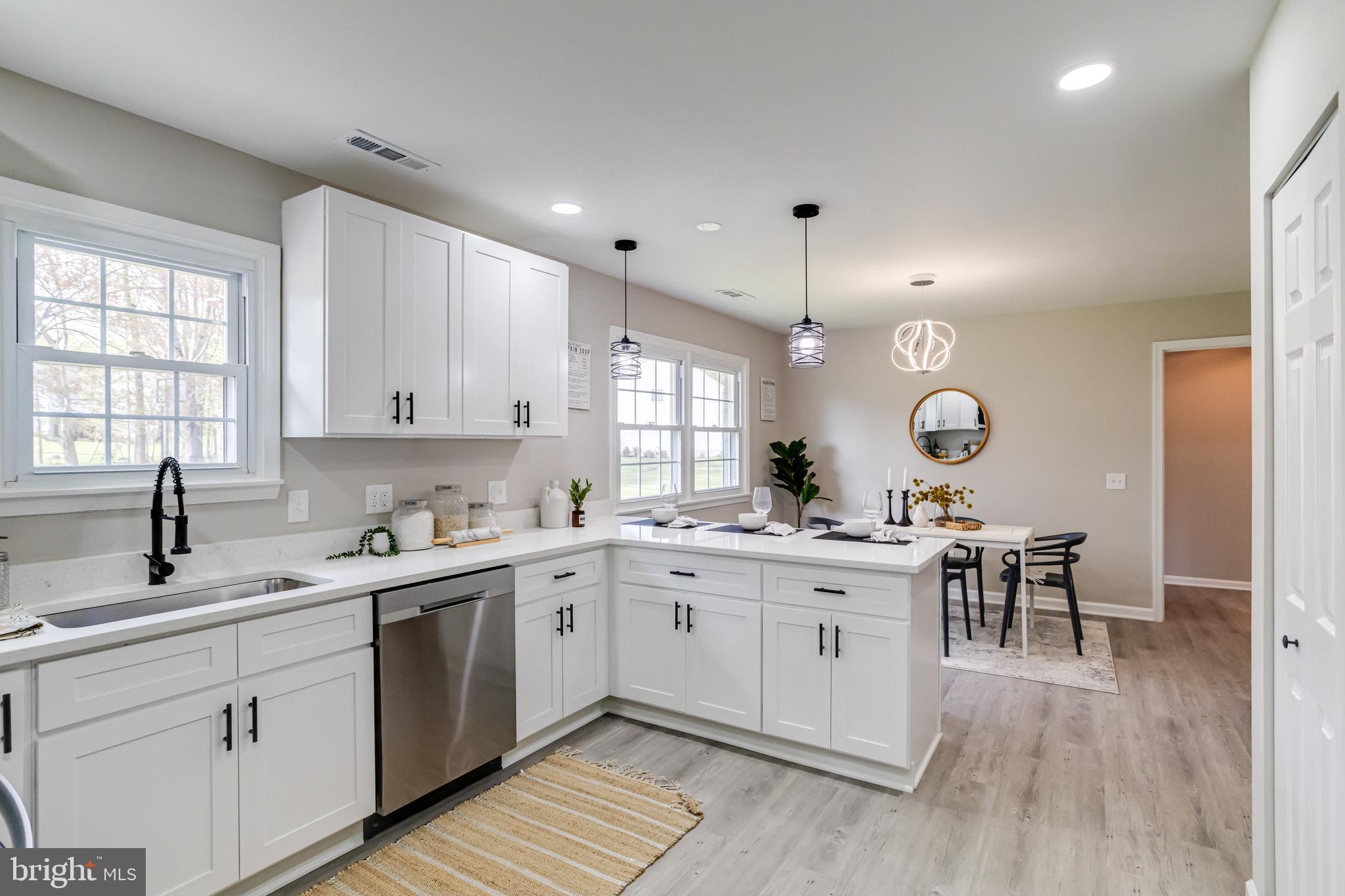 NORTH HILLS - Residential