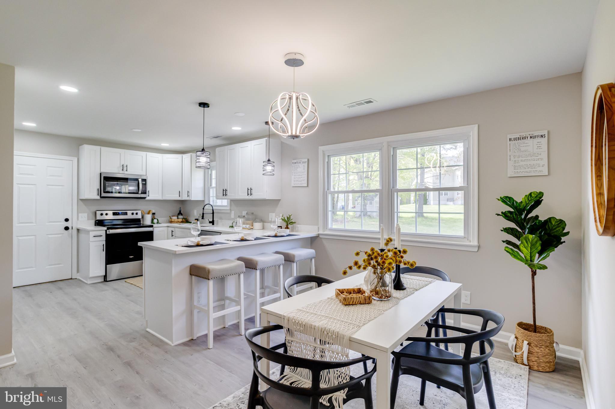 NORTH HILLS - Residential