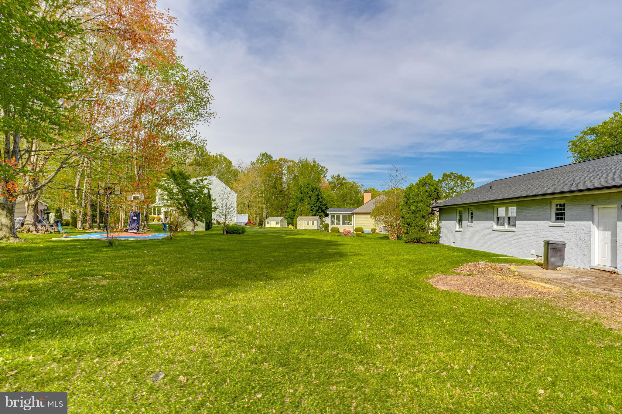 NORTH HILLS - Residential