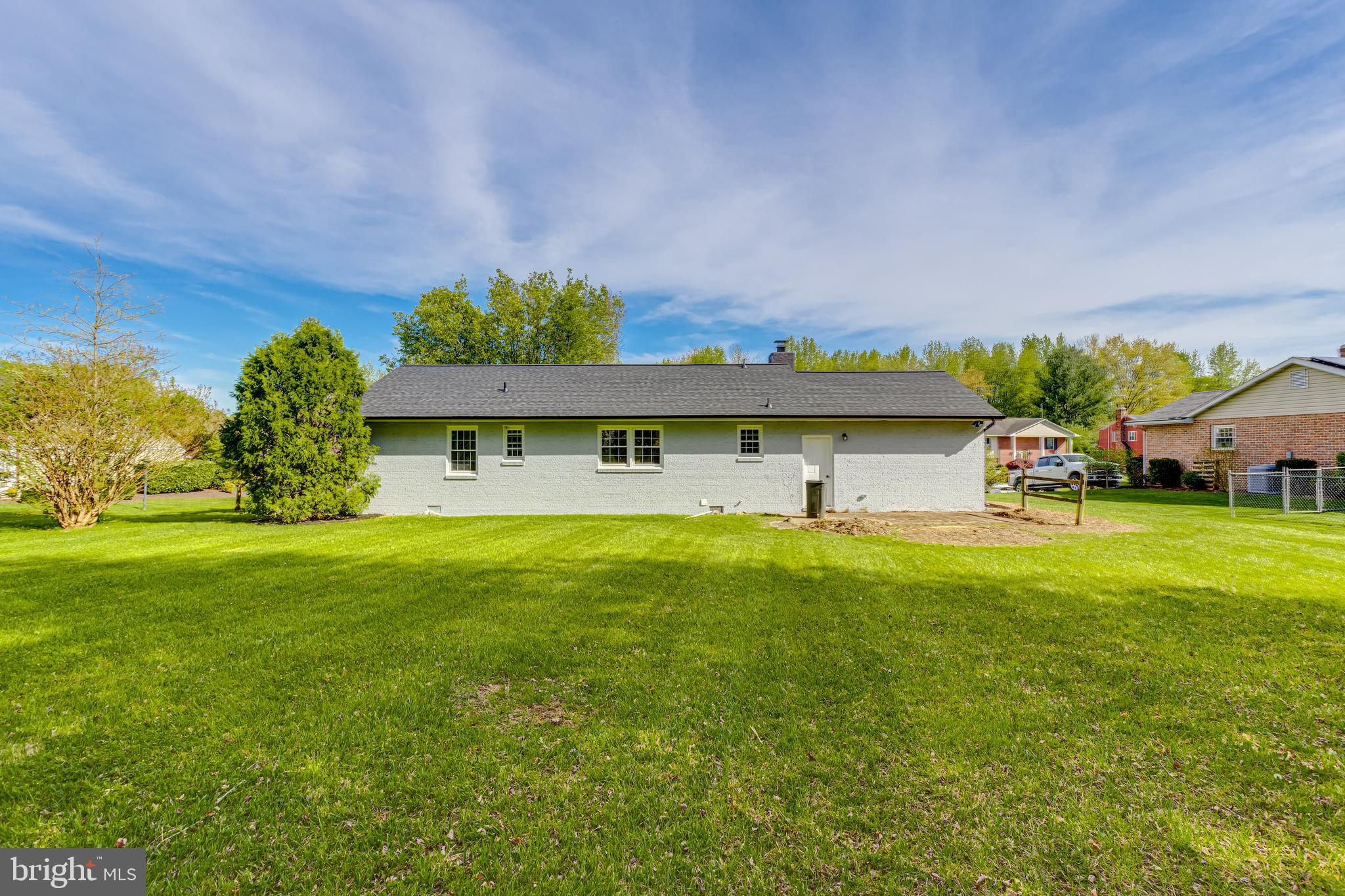 NORTH HILLS - Residential